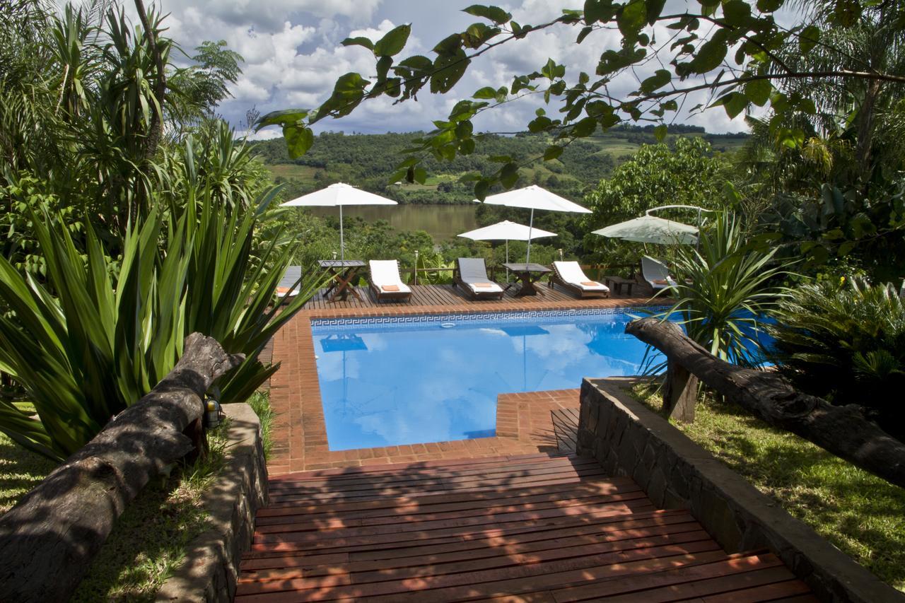אל סוברביו Yacaratia Lodge מראה חיצוני תמונה